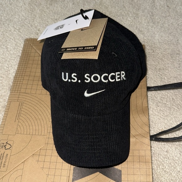 USMNT Nike Corduroy Club Flex Hat - Black - Picture 3 of 7